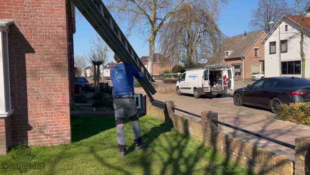 Schoorsteen onderhoud Twello ladder bus